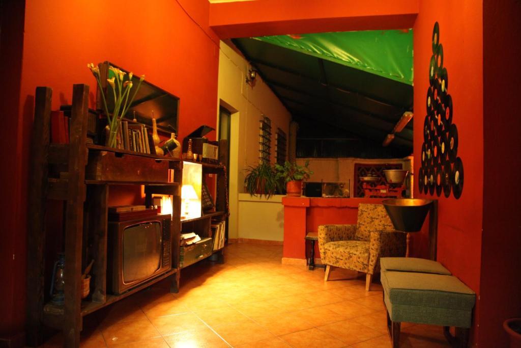 Trip'n'hostel * Tirana